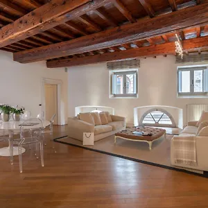  Apartment Casa Colonna Ricci